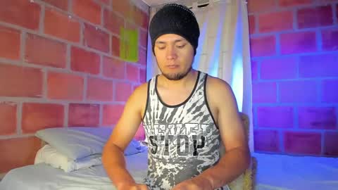 Snapshot of maax_taylor01 chatting on 22, 1, 2025 online show from 22, 1, 2025