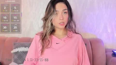 Snapshot of maca_bloom chatting on 18, 9, 2025 Maca online show from 18, 9, 2025