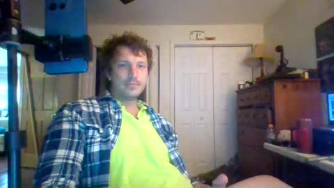 Snapshot of macdaddy9mm chatting on 23, 6, 2026 macdaddy9mm online show from 23, 6, 2026