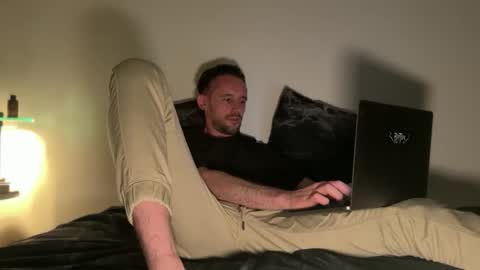 Snapshot of macebre chatting on 16, 9, 2025 my beautiful long dick will make you happy online show from 16, 9, 2025