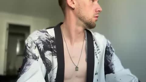 Snapshot of macebre chatting on 16, 9, 2025 my beautiful long dick will make you happy online show from 16, 9, 2025