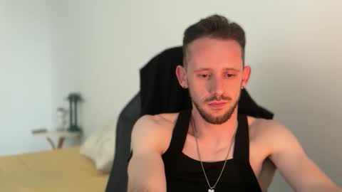 Snapshot of macebre chatting on 31, 10, 2025 my beautiful long dick will make you happy online show from 31, 10, 2025