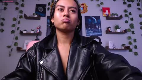 Snapshot of macey_hairy chatting on 24, 12, 2024 Macey Elliot Modelo Independiente online show from 24, 12, 2024