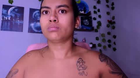 Snapshot of macey_hairy chatting on 14, 10, 2025 Macey Elliot Modelo Independiente online show from 14, 10, 2025