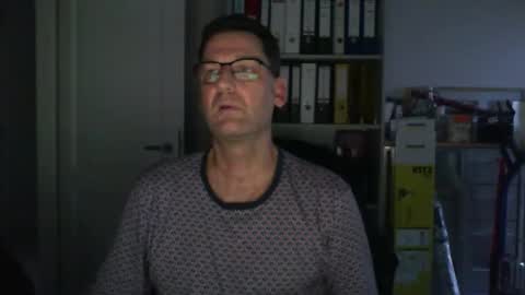 macfly67 online show from 8, 2, 2026