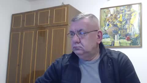 Macho online show from 9, 1, 2025