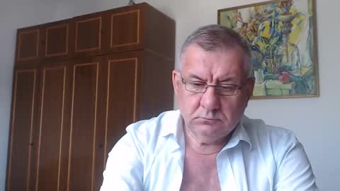 Macho online show from 17, 9, 2025