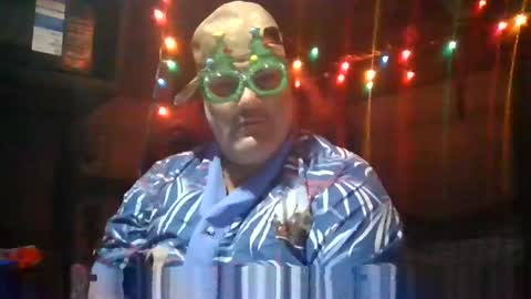 Snapshot of machuelbibliotecario chatting on 6, 12, 2024 machu el bibliotecario online show from 6, 12, 2024