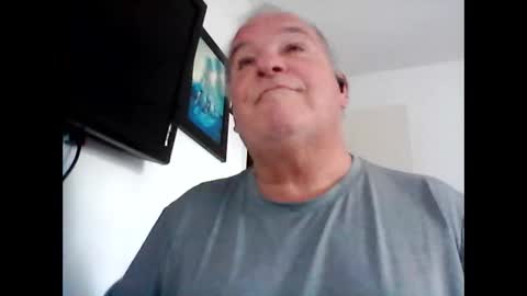 Snapshot of mackdocc001 chatting on 6, 2, 2025 mackdocc001 online show from 6, 2, 2025