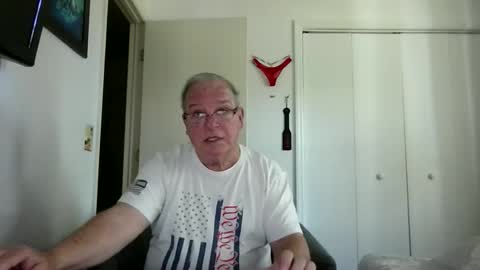 Snapshot of mackdocc001 chatting on 18, 3, 2026 mackdocc001 online show from 18, 3, 2026
