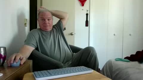 Snapshot of mackdocc001 chatting on 19, 3, 2026 mackdocc001 online show from 19, 3, 2026