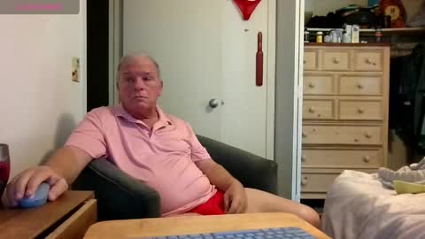 Snapshot of mackdocc001 chatting on 4, 5, 2026 mackdocc001 online show from 4, 5, 2026