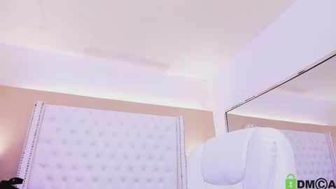 Mackenzie online show from 2, 12, 2025