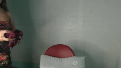 Snapshot of madalina1992 chatting on 4, 2, 2025 madalina1992 online show from 4, 2, 2025