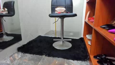 Madame Carla  online show from 21, 2, 2025