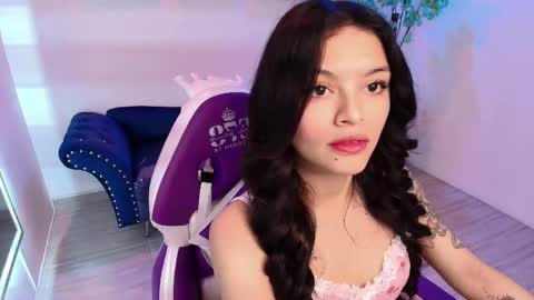 Snapshot of maddie_t18 chatting on 23, 4, 2026 maddie_t18 online show from 23, 4, 2026