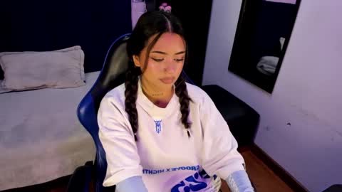 maddiee_jackson online show from 25, 9, 2025