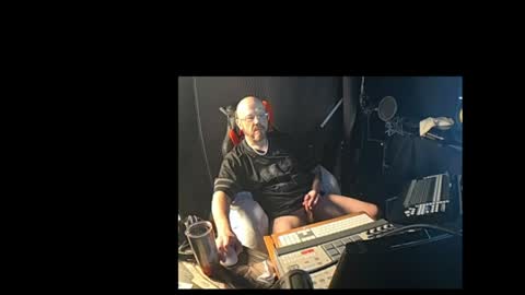 Snapshot of maddox840 chatting on 29, 4, 2026 maddox840 online show from 29, 4, 2026