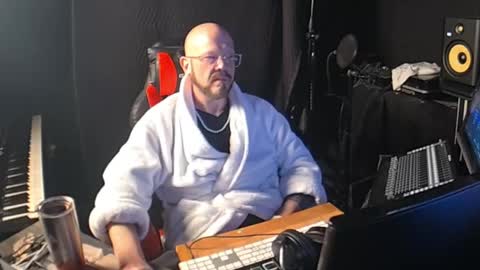 Snapshot of maddox840 chatting on 8, 5, 2026 maddox840 online show from 8, 5, 2026