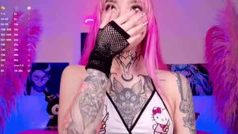 maddy_uwu online show from 10, 9, 2025