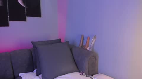 Maddy  online show from 19, 1, 2025