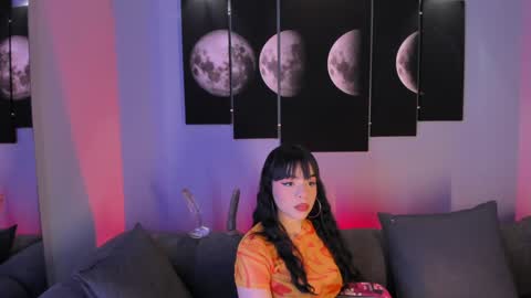 Maddy  online show from 23, 1, 2025