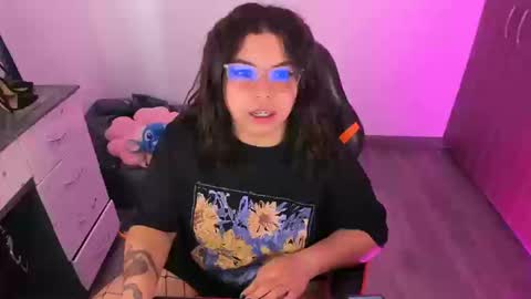 Snapshot of madelaine_taylor chatting on 18, 10, 2025 madelaine_taylor online show from 18, 10, 2025