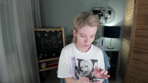 madelaines online show from 21, 12, 2025