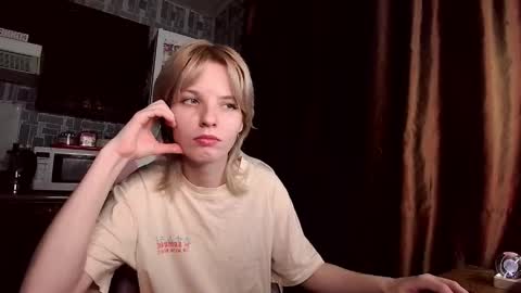 Snapshot of madelaines chatting on 2, 6, 2026 madelaines online show from 2, 6, 2026