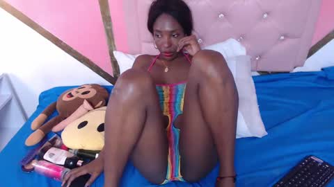 Snapshot of madeline_woods chatting on 6, 1, 2025 Madeline online show from 6, 1, 2025