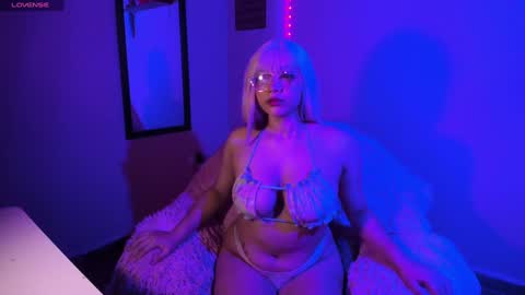 Snapshot of madelinebenet chatting on 9, 1, 2025 Madeline online show from 9, 1, 2025