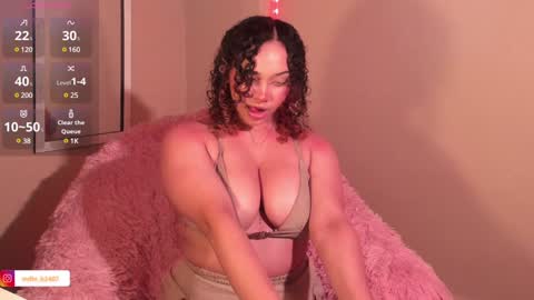Snapshot of madelinebenet chatting on 17, 1, 2025 Madeline online show from 17, 1, 2025