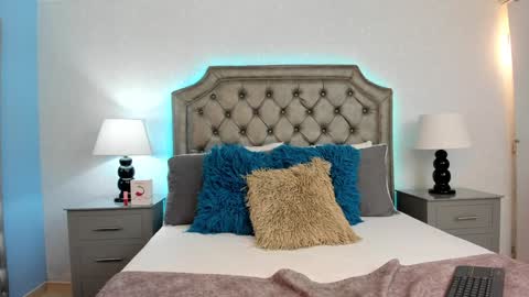 Madelyn Vancee online show from 22, 1, 2025