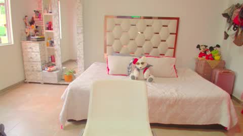 madelyn roses online show from 27, 11, 2025