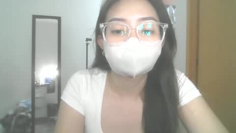 Snapshot of madi_perez chatting on 3, 4, 2026 Madi online show from 3, 4, 2026