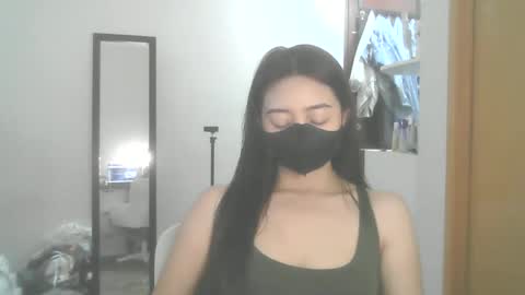 Snapshot of madi_perez chatting on 6, 4, 2026 Madi online show from 6, 4, 2026