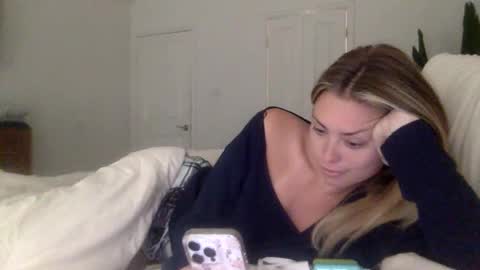 mari rose online show from 10, 10, 2025