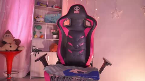 Madison   online show from 16, 4, 2026