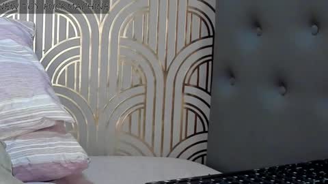   online show from 26, 12, 2024