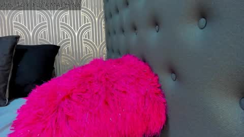   online show from 22, 2, 2025