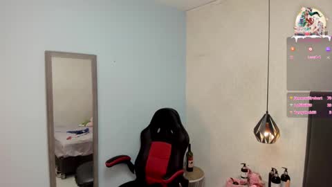 Snapshot of madison_rowan chatting on 31, 12, 2024 MADI online show from 31, 12, 2024