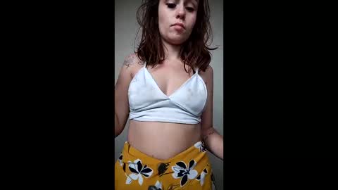 Snapshot of madisonthomas18 chatting on 27, 5, 2026 My name is madi Lushdomi is activeThere are legends that in this room all your wishes can come true Private is Open online show from 27, 5, 2026