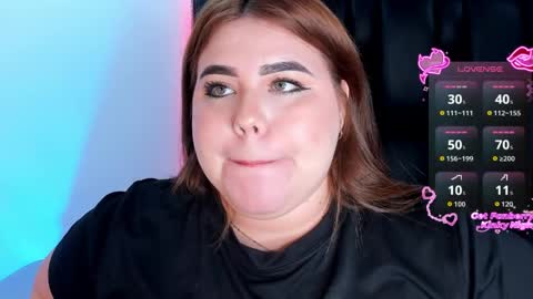 madissonlee__ online show from 17, 4, 2026