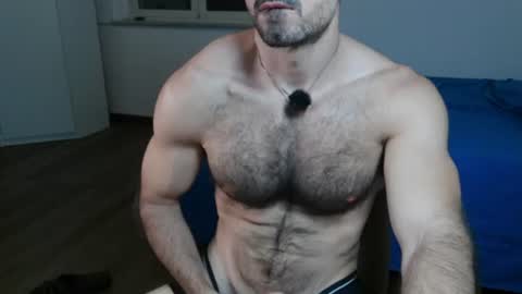 Snapshot of madmax20x chatting on 2, 7, 2026 madmax20x online show from 2, 7, 2026