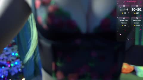 Snapshot of madnessalise chatting on 21, 12, 2024 Alice online show from 21, 12, 2024