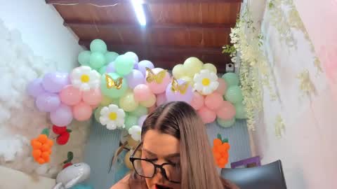 Madoka online show from 13, 4, 2026