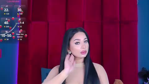 Snapshot of madyluxx chatting on 15, 5, 2026 MadyLuxx online show from 15, 5, 2026