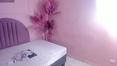 madyscarlett online show from 15, 10, 2025