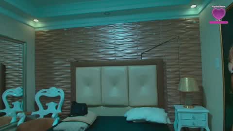 madyscarlett online show from 3, 12, 2025