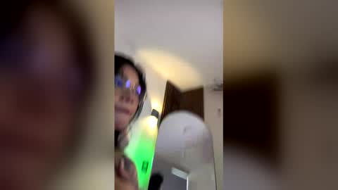 Snapshot of madyson_fox chatting on 12, 5, 2026 Madyson online show from 12, 5, 2026